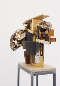 Les Schliesser – »Potpourri CA (libeskindkohlhaasgehry)« Holz, Styrodur, Papier-Maché, 90 x 105 x 55 cm